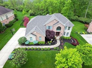 6916 Southampton Ln, West Chester, OH 45069