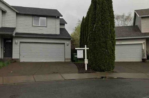 2nd image of 825 Stephanie Ct