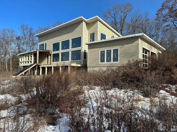 724 Old Post Road, Esopus, NY 12429