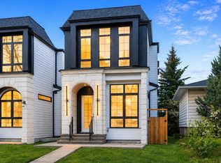 510 S 29th Ave NW, Calgary, AB T2M 2M1