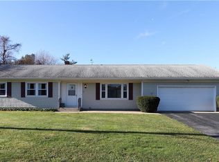47 Brown Ter, Portsmouth, RI 02871
