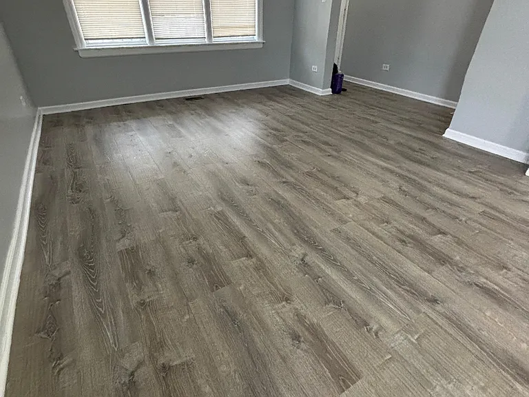 6949 S Woodlawn Ave — Photo 9
