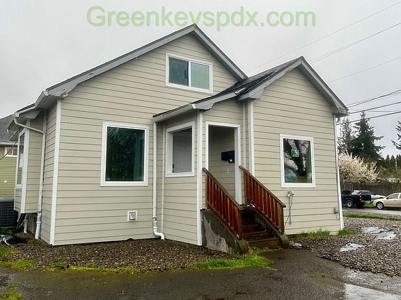 3rd image of 508 SE Walnut St APT A