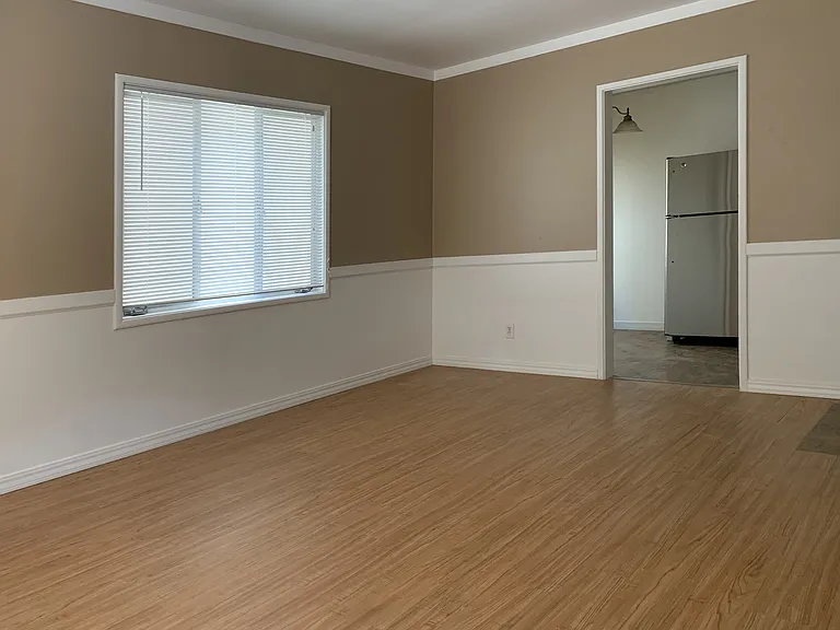 2511 N St #8 — Photo 2