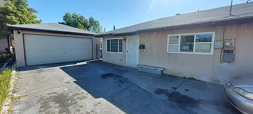 230 S Azusa Ave #2 Photo 1