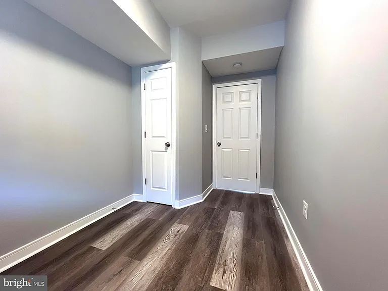 1210 Half St SW — Photo 12