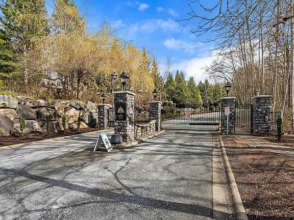 3rd image of 36260 McKee Rd #33