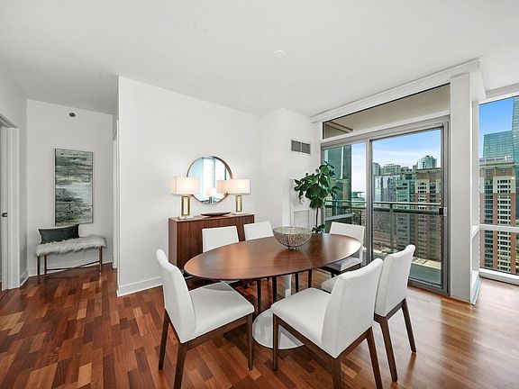 3rd image of 505 N McClurg Ct APT 3204