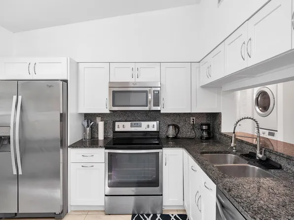 3139 Millwood Ter #230, Boca Raton, FL 33431