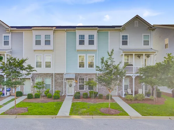 136 Rowans Creek Dr, Charleston, SC 29492