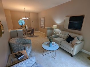 46358 Hobbs Sq, Sterling, VA 20165