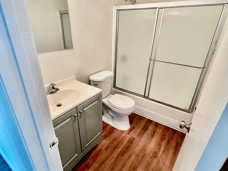 1505 Alvarado St — Photo 12