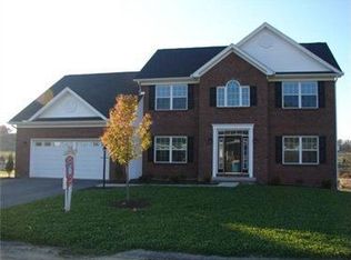 527 Renee Dr, Latrobe, PA 15650