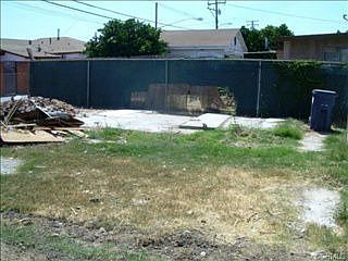 3rd image of 1114 W 204th St