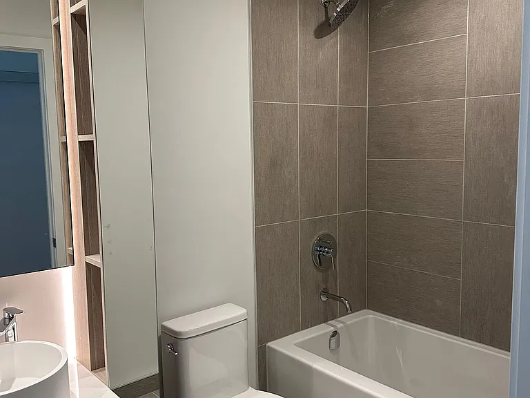 28 Ann St #2104 — Photo 10