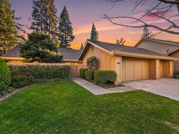 11474 Round House Ct, Gold River, CA 95670