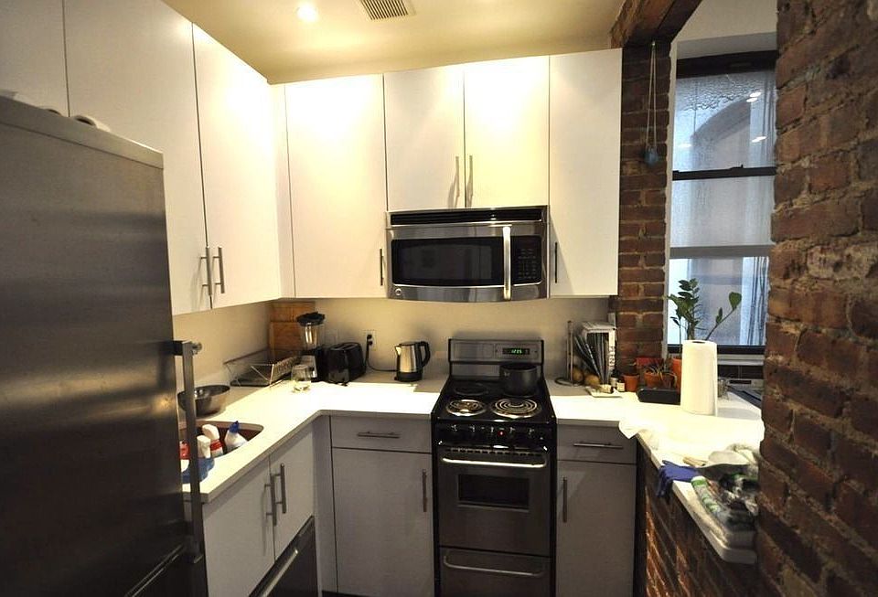 2nd image of 300 Broome St #6C