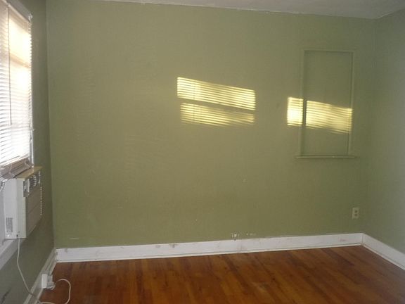 4th image of 2112 New York Ave SW #A