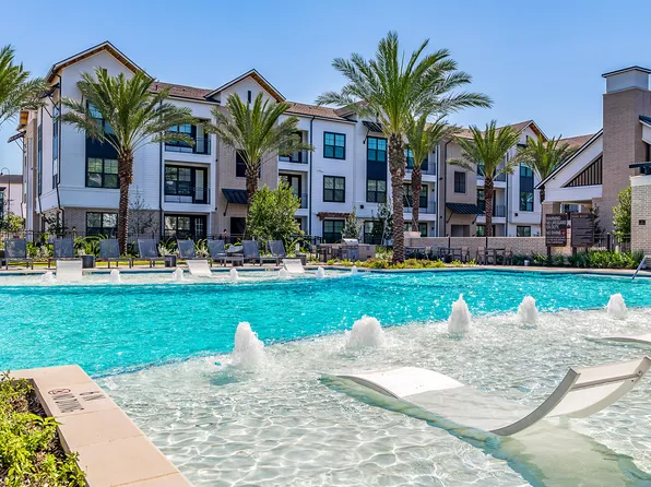 Alys Crossing Apartments