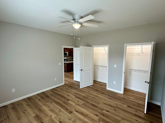 5th image of 230 Kinniard Rd