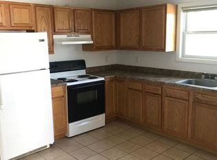 116 Project Rd APT 8, Troy, NY 12180