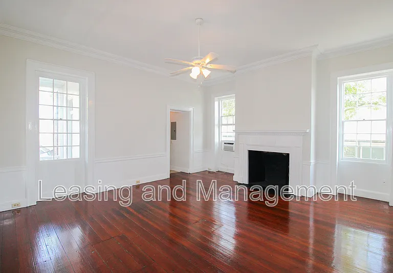 23 Archdale St #E — Photo 2