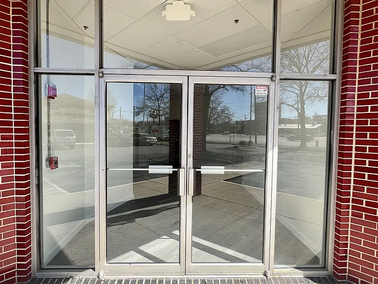 2101 Main St #A — Photo 2