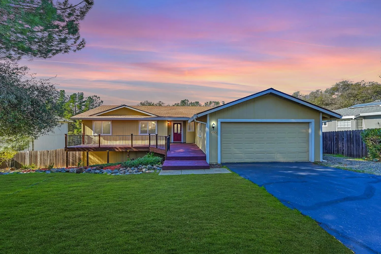 3446 La Cienega Way photo 1
