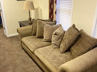 2968 Garretts Way Ct, Snellville, GA 30039