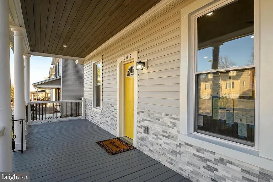 5 bed, 4.0 bath, 1896 sqft, $3,600 — Photo 3