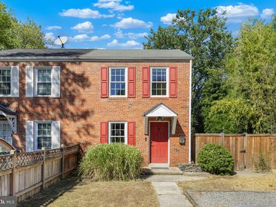 2228 Huntington Ave, Alexandria, VA, 22303