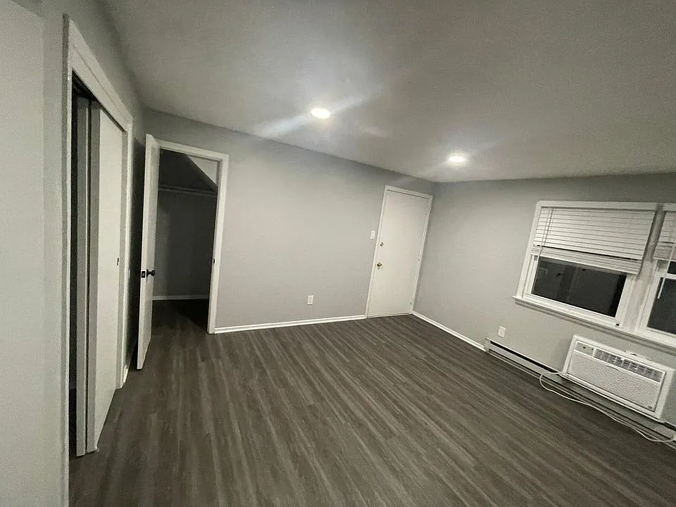 1 bed, $1,425 — Photo 2