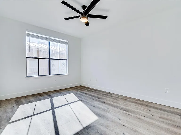 2505 San Gabriel St #600 — Photo 31