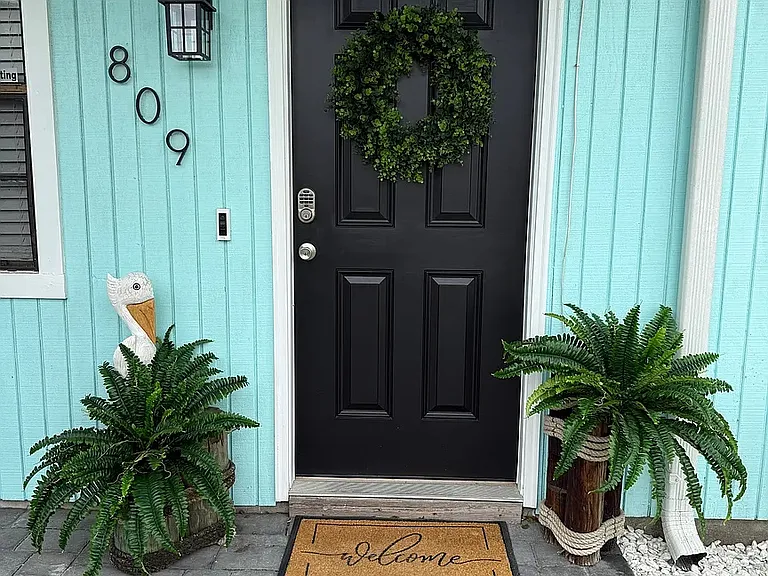 809 Bremen Ave — Photo 21