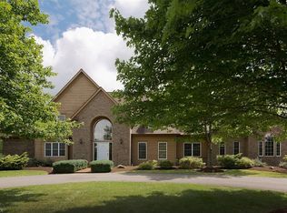 13295 Foxmoor Trl, Chesterland, OH 44026