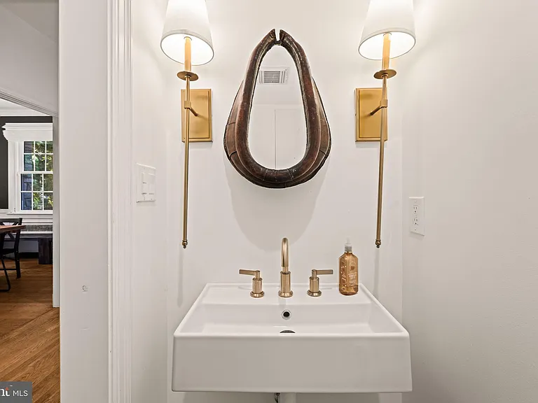 1623 Jonquil St NW — Photo 28