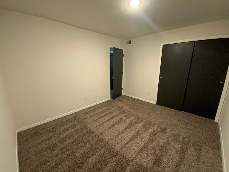 Library Place Apartments — Photo 18