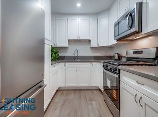 5312 Corteen Pl APT 1, Valley Village, CA 91607