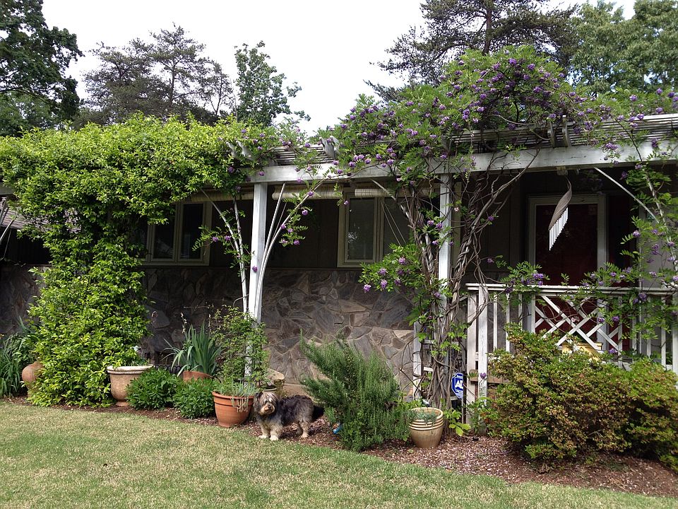 1st image of 202 Providence Point