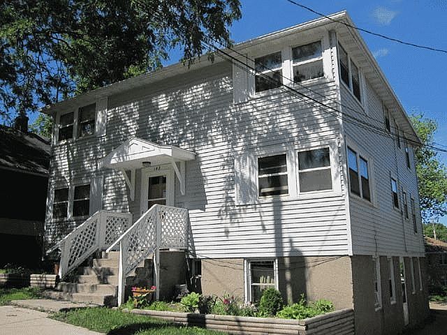 Main Image For 142 Division St #5