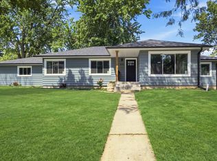 200 N Bunker Hill Dr, Junction City, KS 66441