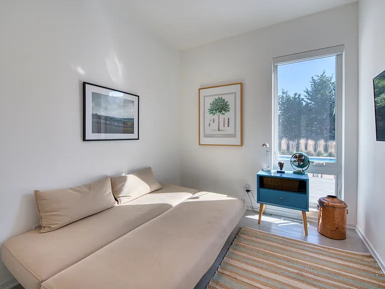 840 Southern Blvd — Photo 11