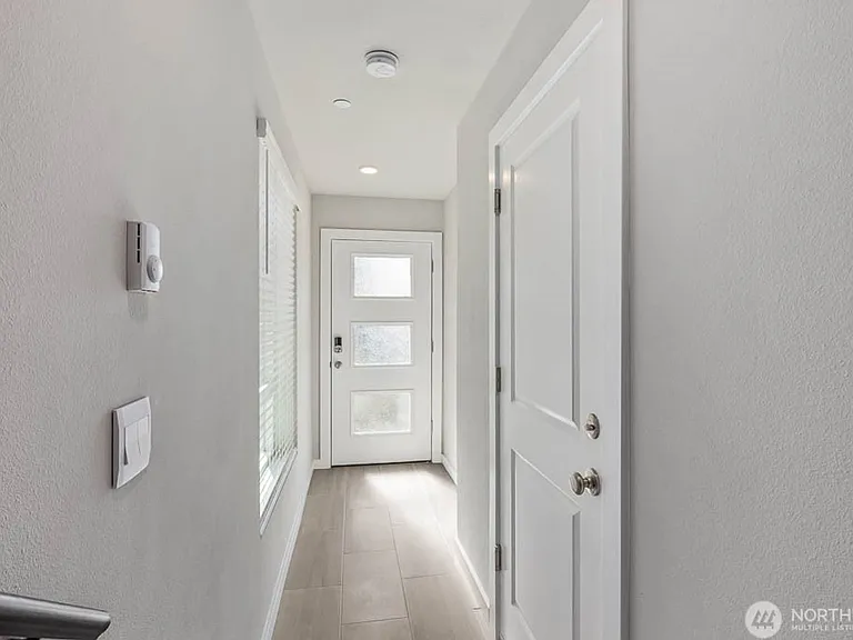 14925 44th Ave W #B2 — Photo 3