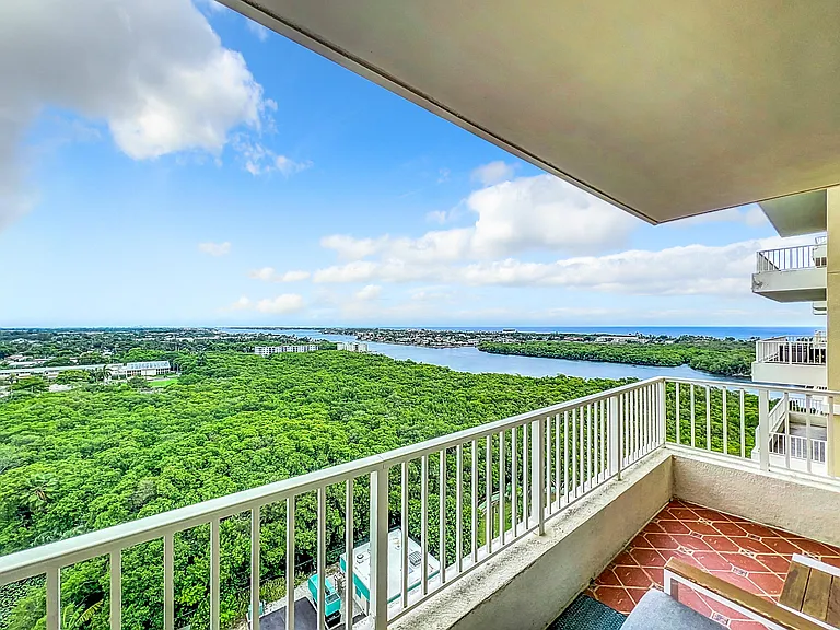 700 E Boynton Beach Blvd #1408 — Photo 32