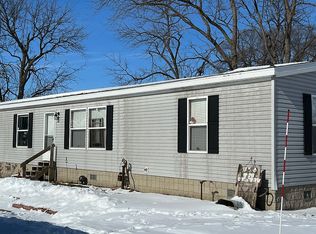 209 1st St, Pilot mound, IA 50223