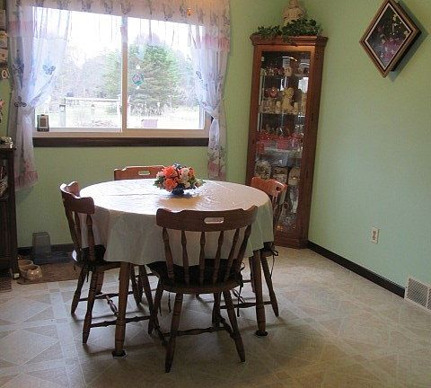 4th image of 2635 Swiggum Ln