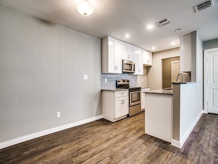 8106 Tanner Ave #8106 — Photo 8