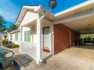 415 Waterford Dr, Calhoun, GA 30701