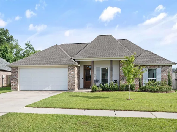 883 Piney Grounds Dr, Gonzales, LA 70737