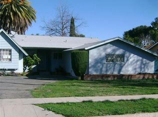 19127 Stagg St, Reseda, CA 91335